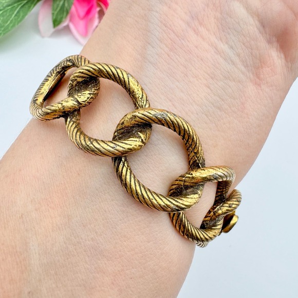 Vintage Etched Rope Cable Link Hinge Bangle Bracelet Gold Tone Plated - Picture 10 of 17